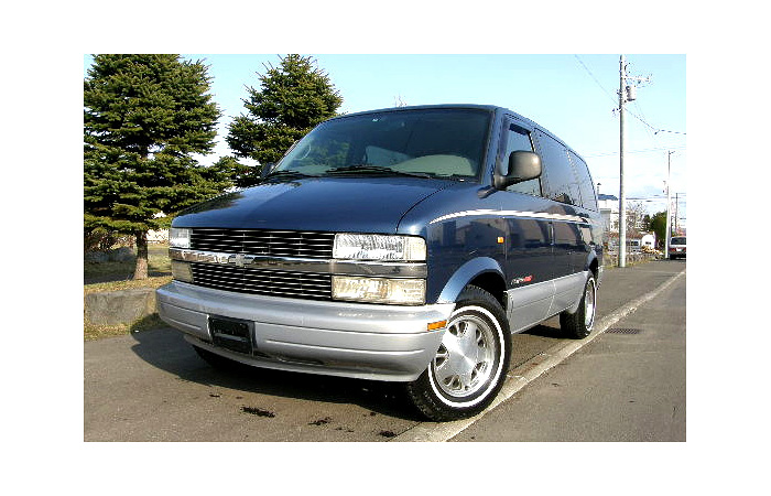 CHEVROLET ASTRO LT AWD