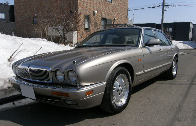 JAGUAR XJ6
